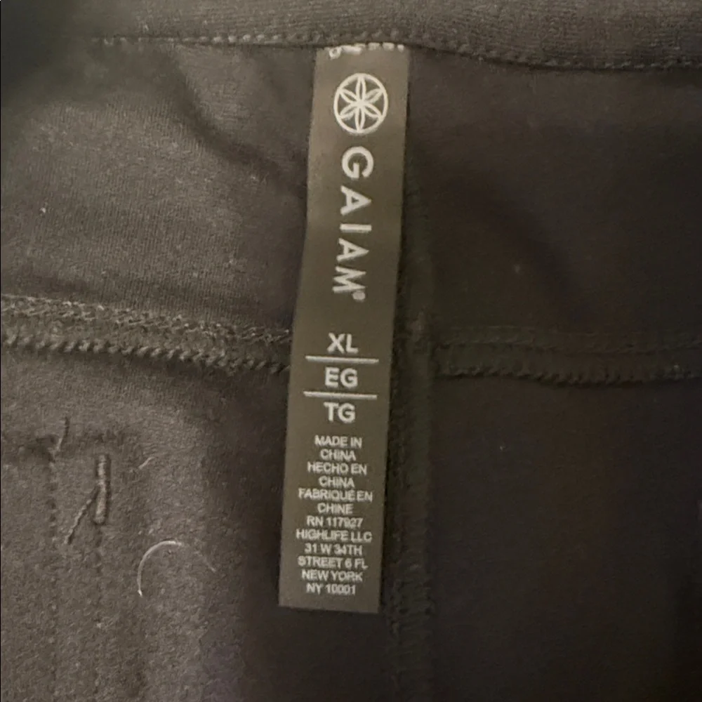 Gaiam Black Ponte Leggings - Picture 2 of 8
